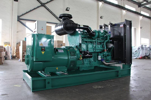 盐田320kw康明斯柴油发电车出租组图片 盐田320kw康明斯柴油发电车出租组图片